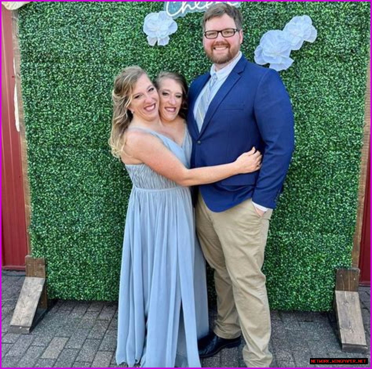 Understanding The Abby And Brittany Hensel Family Tragedy